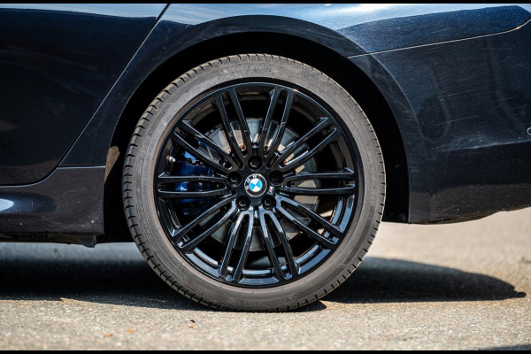 BMW 5 Serie Touring 530i High Executive M Pakket I Panoramadak I Adaptive Cruise I Led I Harman Kardon I Soft-Close I Head-Up