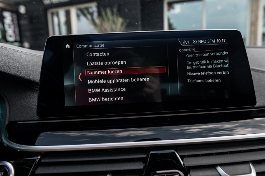 BMW 5 Serie Touring 530i High Executive M Pakket I Panoramadak I Adaptive Cruise I Led I Harman Kardon I Soft-Close I Head-Up