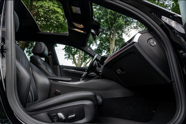 BMW 5 Serie Touring 530i High Executive M Pakket I Panoramadak I Adaptive Cruise I Led I Harman Kardon I Soft-Close I Head-Up