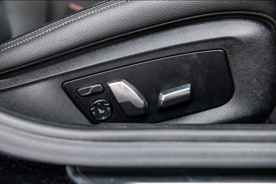BMW 5 Serie Touring 530i High Executive M Pakket I Panoramadak I Adaptive Cruise I Led I Harman Kardon I Soft-Close I Head-Up