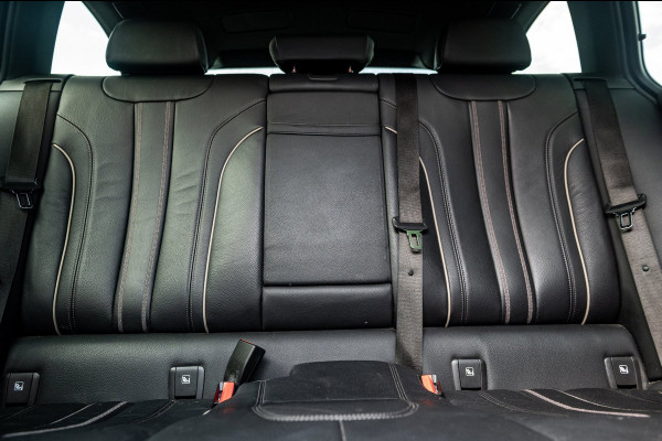 BMW 5 Serie Touring 530i High Executive M Pakket I Panoramadak I Adaptive Cruise I Led I Harman Kardon I Soft-Close I Head-Up