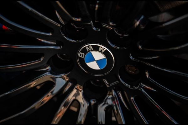 BMW 5 Serie Touring 530i High Executive M Pakket I Panoramadak I Adaptive Cruise I Led I Harman Kardon I Soft-Close I Head-Up