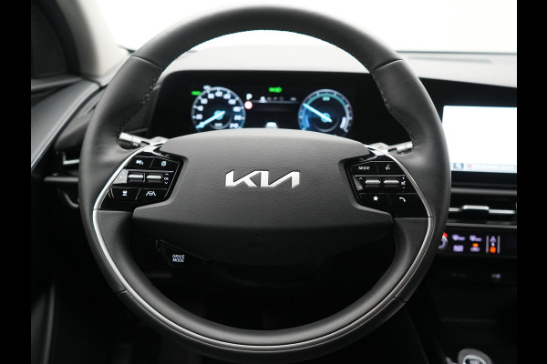 Kia Niro 1.6 GDi DynamicLine PHEV 182pk Dealer O.H. | Trekhaak Afn. | Adaptive Cruise | Camera | Sportstoelen & Stuur Verwarmd | Sfeerverlichting | Keyless | Apple Carplay | Navigatie | DAB | Plug In Hybrid |