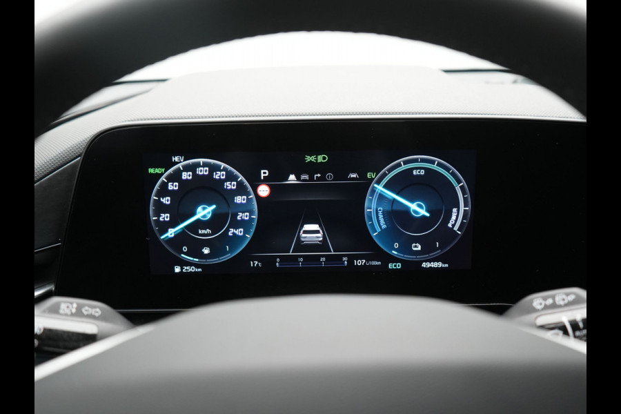Kia Niro 1.6 GDi DynamicLine PHEV 182pk Dealer O.H. | Trekhaak Afn. | Adaptive Cruise | Camera | Sportstoelen & Stuur Verwarmd | Sfeerverlichting | Keyless | Apple Carplay | Navigatie | DAB | Plug In Hybrid |