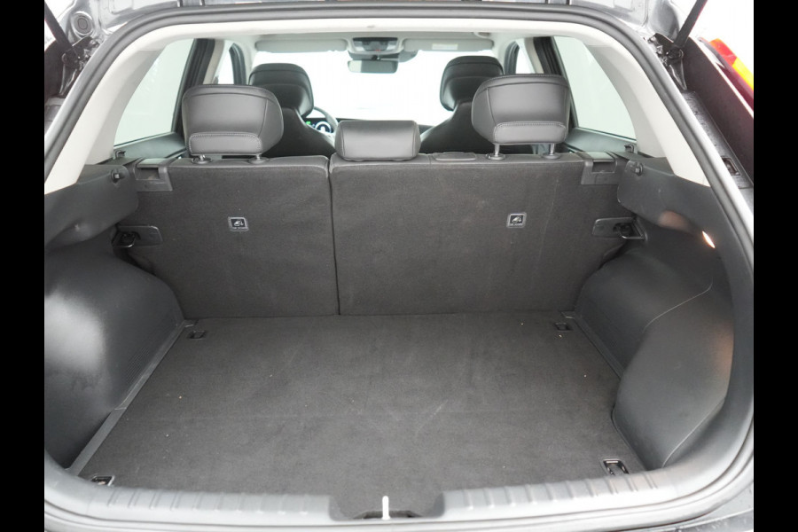 Kia Niro 1.6 GDi DynamicLine PHEV 182pk Dealer O.H. | Trekhaak Afn. | Adaptive Cruise | Camera | Sportstoelen & Stuur Verwarmd | Sfeerverlichting | Keyless | Apple Carplay | Navigatie | DAB | Plug In Hybrid |