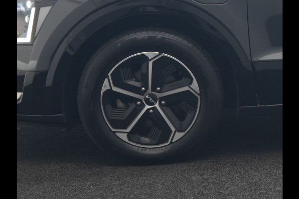 Kia Niro 1.6 GDi DynamicLine PHEV 182pk Dealer O.H. | Trekhaak Afn. | Adaptive Cruise | Camera | Sportstoelen & Stuur Verwarmd | Sfeerverlichting | Keyless | Apple Carplay | Navigatie | DAB | Plug In Hybrid |