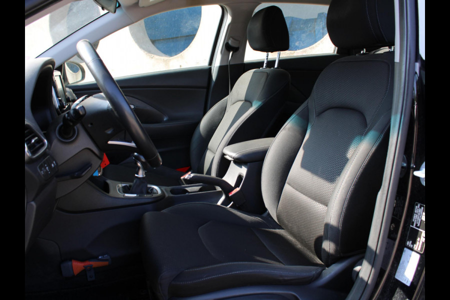 Hyundai i30 Wagon 1.0 T-GDI Comfort | APPLE CARPLAY / ANDROID AUTO | ACHTERUITRIJCAMERA | CRUISE CONTROL |