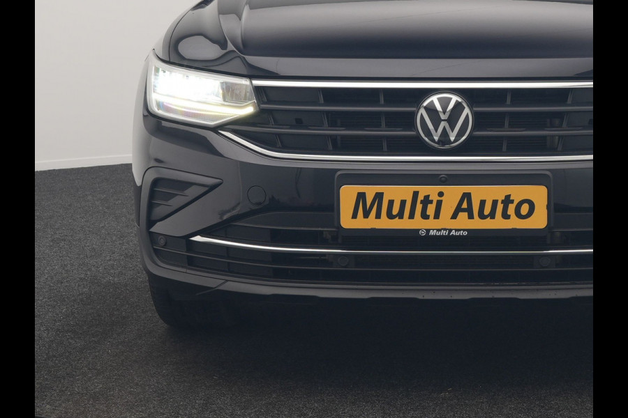 Volkswagen Tiguan 1.4 TSI eHybrid Life PHEV 245pk Dealer O.H. | Adaptive Cruise | 360 Camera | Stoelen & Stuur Verwarmd | Apple Carplay | Keyless | Blis | Navigatie | DAB | Virtual | Plug In Hybrid |