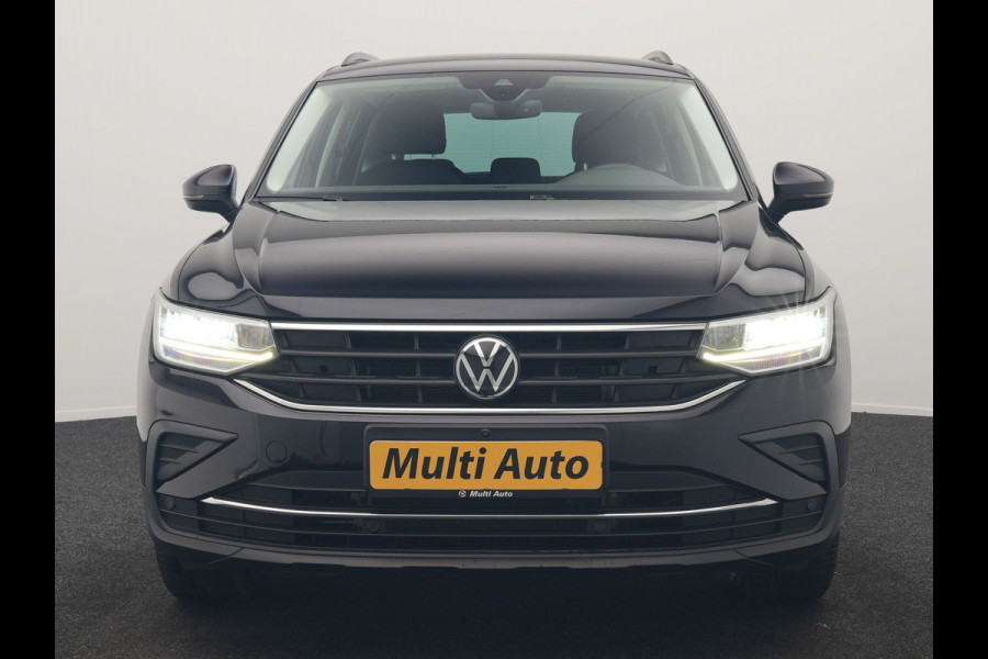 Volkswagen Tiguan 1.4 TSI eHybrid Life PHEV 245pk Dealer O.H. | Adaptive Cruise | 360 Camera | Stoelen & Stuur Verwarmd | Apple Carplay | Keyless | Blis | Navigatie | DAB | Virtual | Plug In Hybrid |