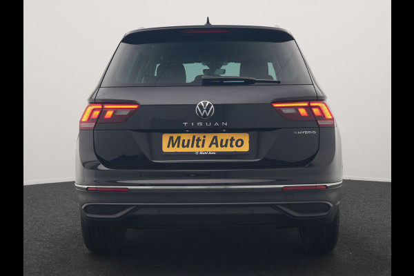 Volkswagen Tiguan 1.4 TSI eHybrid Life PHEV 245pk Dealer O.H. | Adaptive Cruise | 360 Camera | Stoelen & Stuur Verwarmd | Apple Carplay | Keyless | Blis | Navigatie | DAB | Virtual | Plug In Hybrid |