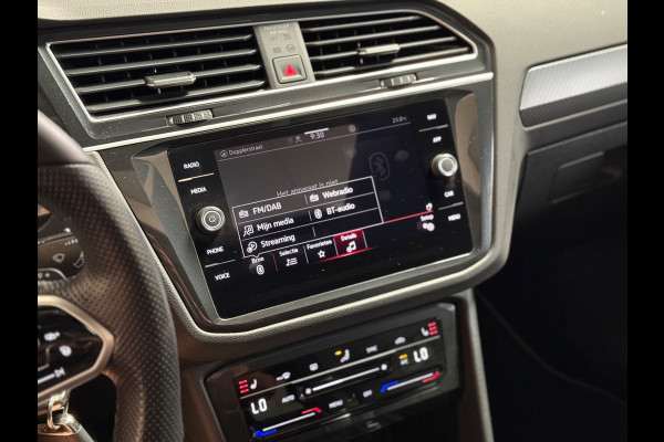 Volkswagen Tiguan 1.5 TSI Elegance | R line | Pano | Trekhaak | Stoel/Stuurverwarming | Carplay | Led