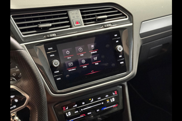 Volkswagen Tiguan 1.5 TSI Elegance | R line | Pano | Trekhaak | Stoel/Stuurverwarming | Carplay | Led