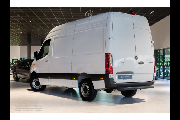 Mercedes-Benz Sprinter 317 CDI L2H2 Facelift|Pro|LED-verlichting|Cruise|MBUX|Camera|Betimmering|Verw-stoelen|New Service