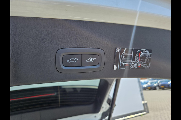 Volvo XC40 1.5 T5 Recharge R-Design NL-AUTO | PANODAK | TREKHAAK | 1/2 LEDER
