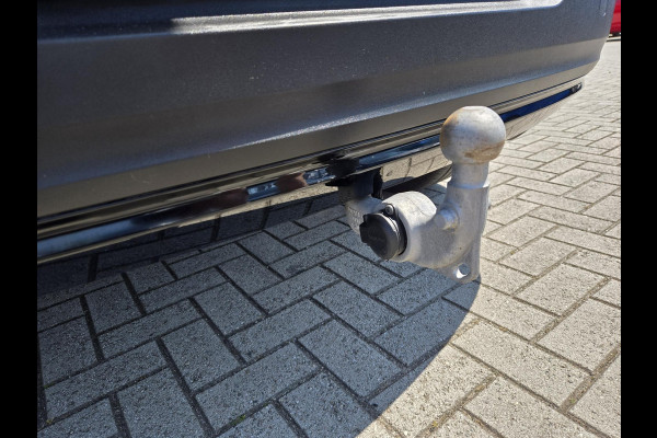 Volvo XC40 1.5 T5 Recharge R-Design NL-AUTO | PANODAK | TREKHAAK | 1/2 LEDER