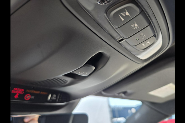 Volvo XC40 1.5 T5 Recharge R-Design NL-AUTO | PANODAK | TREKHAAK | 1/2 LEDER