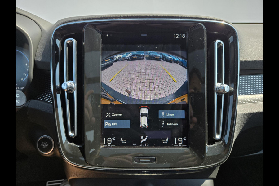 Volvo XC40 1.5 T5 Recharge R-Design NL-AUTO | PANODAK | TREKHAAK | 1/2 LEDER