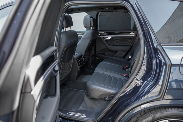 Volkswagen Touareg 3.0 TSi eHybrid 4MOTION R Black Style Pano Nachtzicht