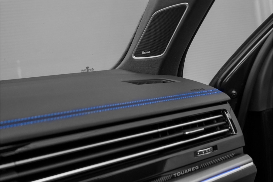 Volkswagen Touareg 3.0 TSi eHybrid 4MOTION R Black Style Pano Nachtzicht