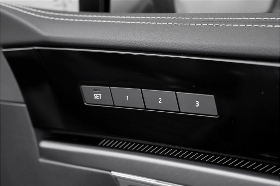 Volkswagen Touareg 3.0 TSi eHybrid 4MOTION R Black Style Pano Nachtzicht