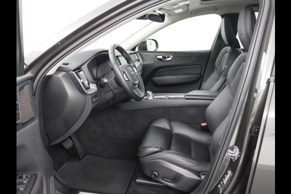 Volvo XC60 2.0 T8 Twin Engine AWD Inscription | SOH 88% | Panoramadak | Trekhaak | Head-Up | Carplay | Adaptive cruise | 360 Camera | Leder | Stoelverwarming | Harman/Kardon | Navigatie | Memory | Full LED | PHEV | Plug In
