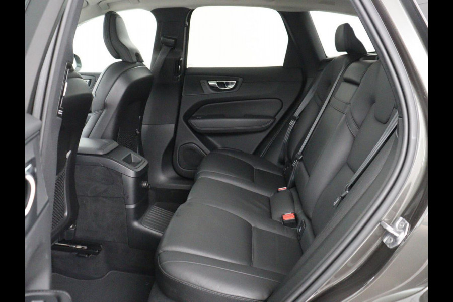 Volvo XC60 2.0 T8 Twin Engine AWD Inscription | SOH 88% | Panoramadak | Trekhaak | Head-Up | Carplay | Adaptive cruise | 360 Camera | Leder | Stoelverwarming | Harman/Kardon | Navigatie | Memory | Full LED | PHEV | Plug In