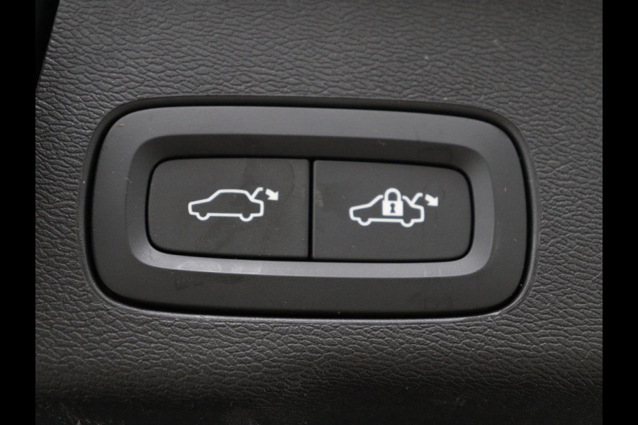 Volvo XC60 2.0 T8 Twin Engine AWD Inscription | SOH 88% | Panoramadak | Trekhaak | Head-Up | Carplay | Adaptive cruise | 360 Camera | Leder | Stoelverwarming | Harman/Kardon | Navigatie | Memory | Full LED | PHEV | Plug In