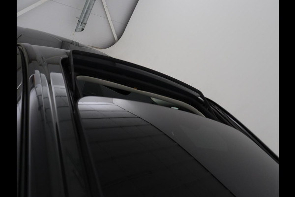 Volvo XC60 2.0 T8 Twin Engine AWD Inscription | SOH 88% | Panoramadak | Trekhaak | Head-Up | Carplay | Adaptive cruise | 360 Camera | Leder | Stoelverwarming | Harman/Kardon | Navigatie | Memory | Full LED | PHEV | Plug In