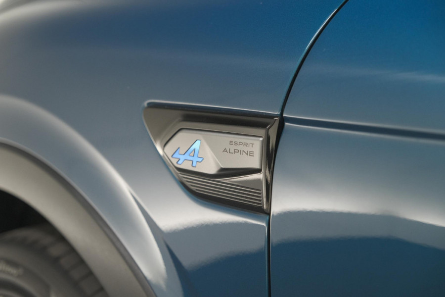 Renault Arkana 1.6 E-Tech full hybrid 145 Esprit Alpine | Trekhaak | 360 Camera | BOSE Audio | Adaptieve Cruise Control