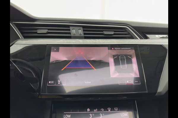 Audi e-tron 55 Quattro Advanced 95 kWh [ 3-Fase-11kW ] {SoH-91%} (INCL-BTW) *PANO | LEATHER | BANG&OLUFSEN | VIRTUAL-MIRRORS | HEAD-UP |  ADAPTIVE-CRUISE | FULL-LED | DIGI-COCKPIT | KEYLESS | MEMORY-PACK | TOPVIEW | HEATED-SPORTSEATS |  22''ALU*
