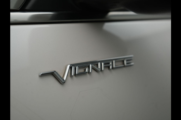 Ford Kuga 2.5 Vignale PHEV 225pk Dealer O.H. | Trekhaak Afn. | Panodak | Adaptive Cruise | Head Up | 360 Camera | Bang & Olufsen | Lederen Sportstoelen Memory & Verwarmd | Keyless | Achterbank Verwarmd | Blis | Stuur Verwarmd | Navigatie | DAB | Plug In Hybrid |