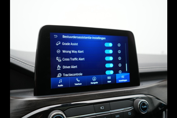 Ford Kuga 2.5 Vignale PHEV 225pk Dealer O.H. | Trekhaak Afn. | Panodak | Adaptive Cruise | Head Up | 360 Camera | Bang & Olufsen | Lederen Sportstoelen Memory & Verwarmd | Keyless | Achterbank Verwarmd | Blis | Stuur Verwarmd | Navigatie | DAB | Plug In Hybrid |