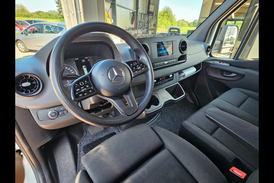 Mercedes-Benz Sprinter 316 2.2 CDI L3 EURO VI-D Bakwagen | Automaat | Laadklep | Zijdeur | Camera | Dubbellucht | Navi | Cruise |