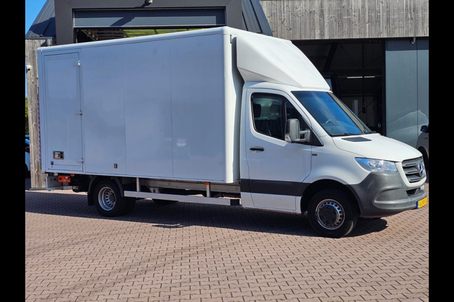 Mercedes-Benz Sprinter 316 2.2 CDI L3 EURO VI-D Bakwagen | Automaat | Laadklep | Zijdeur | Camera | Dubbellucht | Navi | Cruise |