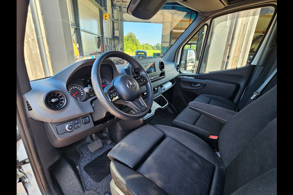Mercedes-Benz Sprinter 316 2.2 CDI L3 EURO VI-D Bakwagen | Automaat | Laadklep | Zijdeur | Camera | Dubbellucht | Navi | Cruise |