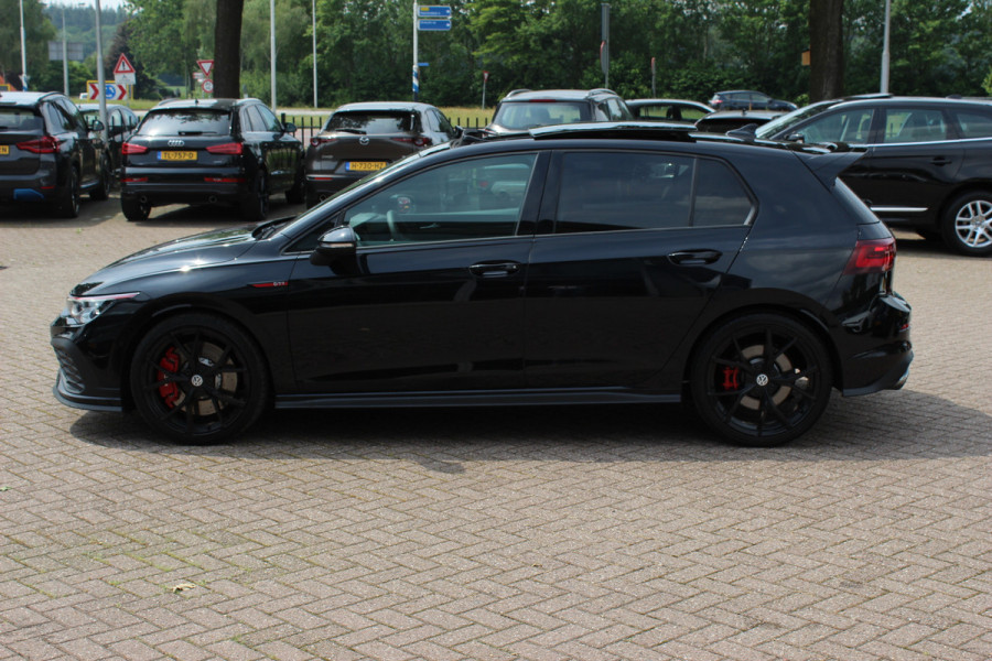 Volkswagen Golf 2.0 TSI GTI Clubsport / Full option! / Panoramadak / Camera / Head-up / Leder / Nurburgring / 19'' / Harman Kardon / Matrix LED / Stoelventilatie+Verwarming+Massage / Stuurverwarming / Dodehoek / DAB / ACC
