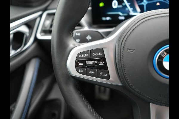 BMW i4 eDrive35 M Sport PRO 70 kWh 286pk Dealer O.H | Trekhaak Af Fabriek | Adaptive Cruise | 360 Camera | Adaptive Onderstel |  Alcantara Sportstoelen Verwarmd | Widescreen Navi | Apple Carplay | Virtual | DAB | 18" L.M |