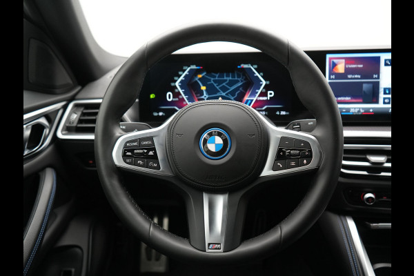 BMW i4 eDrive35 M Sport PRO 70 kWh 286pk Dealer O.H | Trekhaak Af Fabriek | Adaptive Cruise | 360 Camera | Adaptive Onderstel |  Alcantara Sportstoelen Verwarmd | Widescreen Navi | Apple Carplay | Virtual | DAB | 18" L.M |
