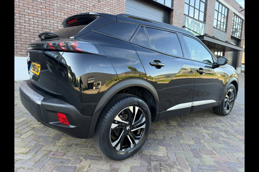 Peugeot 2008 1.2 PureTech Allure / DISTRIBUTIERIEM NIEUW / Apple CarPlay-Android / Stoelverwarming / ALL-Season / 1e Eigenaar