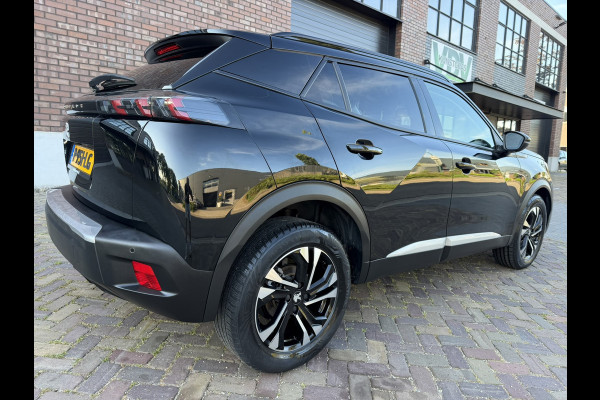 Peugeot 2008 1.2 PureTech Allure / DISTRIBUTIERIEM NIEUW / Apple CarPlay-Android / Stoelverwarming / ALL-Season / 1e Eigenaar