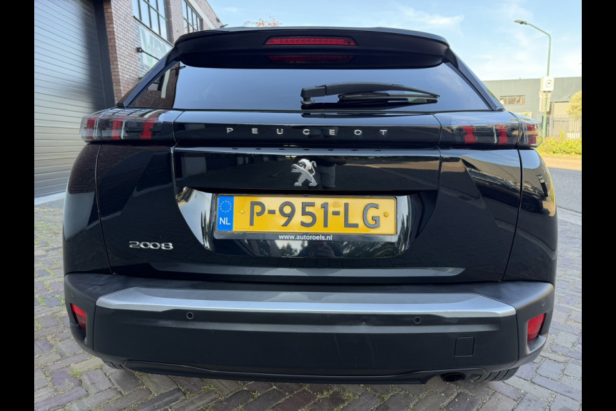 Peugeot 2008 1.2 PureTech Allure / DISTRIBUTIERIEM NIEUW / Apple CarPlay-Android / Stoelverwarming / ALL-Season / 1e Eigenaar
