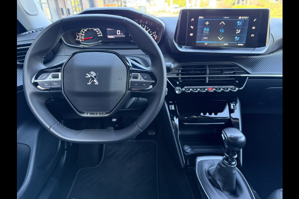 Peugeot 2008 1.2 PureTech Allure / DISTRIBUTIERIEM NIEUW / Apple CarPlay-Android / Stoelverwarming / ALL-Season / 1e Eigenaar
