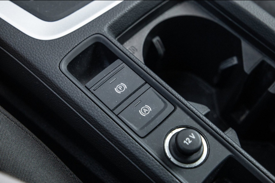 Audi Q3 Sportback 45 TFSI e Advanced Edition / SOH 86% / DAB / Cruise Control