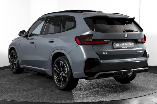 BMW X1 xDrive25e 245 PK | M-Sport | Premium Pack | S/K-Panodak | Elek. Trekhaak | Dig. Cockpit | Cruise | Stoelverw. | PDC | Camera | NAV+App. Connect | ECC | Elek. Klep | LM 19" | 8872
