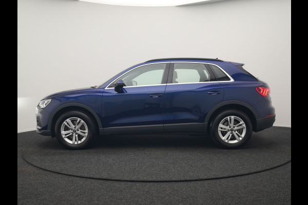 Audi Q3 45 TFSI e S-Line PHEV 245pk Dealer O.H Adaptive Cruise | Camera | Blis | S-line Interieur | Lederen Sportstoelen Verwarmd | Sportstuur | Navigatie | Virtual | DAB | 17"L.M |