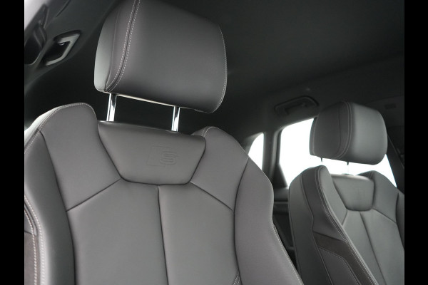 Audi Q3 45 TFSI e S-Line PHEV 245pk Dealer O.H Adaptive Cruise | Camera | Blis | S-line Interieur | Lederen Sportstoelen Verwarmd | Sportstuur | Navigatie | Virtual | DAB | 17"L.M |
