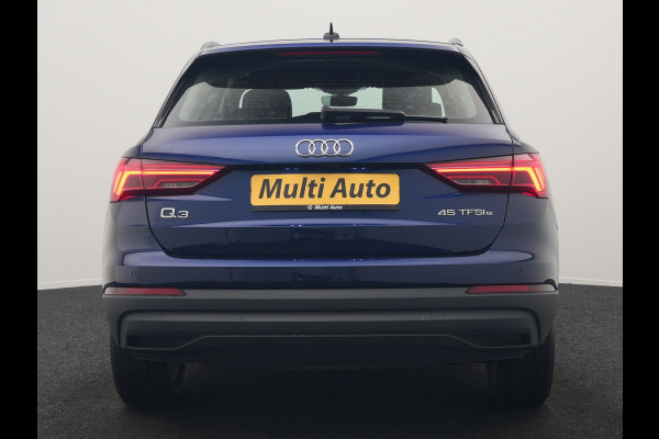 Audi Q3 45 TFSI e S-Line PHEV 245pk Dealer O.H Adaptive Cruise | Camera | Blis | S-line Interieur | Lederen Sportstoelen Verwarmd | Sportstuur | Navigatie | Virtual | DAB | 17"L.M |