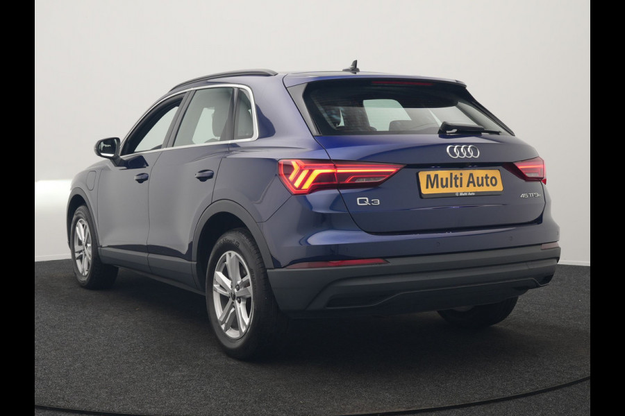 Audi Q3 45 TFSI e S-Line PHEV 245pk Dealer O.H Adaptive Cruise | Camera | Blis | S-line Interieur | Lederen Sportstoelen Verwarmd | Sportstuur | Navigatie | Virtual | DAB | 17"L.M |