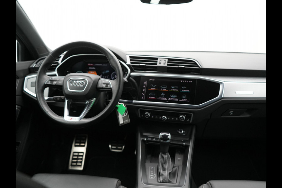 Audi Q3 45 TFSI e S-Line PHEV 245pk Dealer O.H Adaptive Cruise | Camera | Blis | S-line Interieur | Lederen Sportstoelen Verwarmd | Sportstuur | Navigatie | Virtual | DAB | 17"L.M |