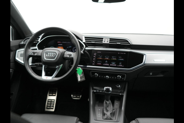 Audi Q3 45 TFSI e S-Line PHEV 245pk Dealer O.H Adaptive Cruise | Camera | Blis | S-line Interieur | Lederen Sportstoelen Verwarmd | Sportstuur | Navigatie | Virtual | DAB | 17"L.M |